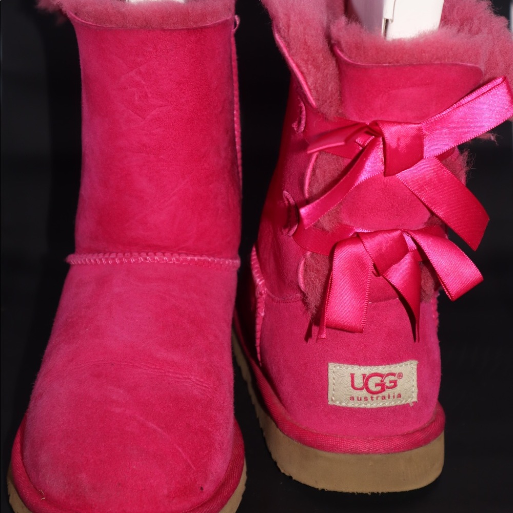 Big Kids Pink Uggs